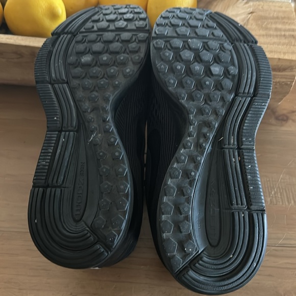 Women’s Nike Zoom - Picture 3 of 8